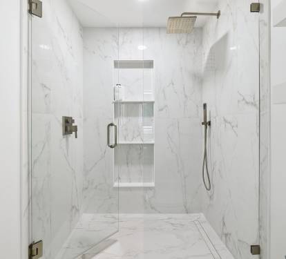 Primary King En-Suite - Spacious Walk-In Shower