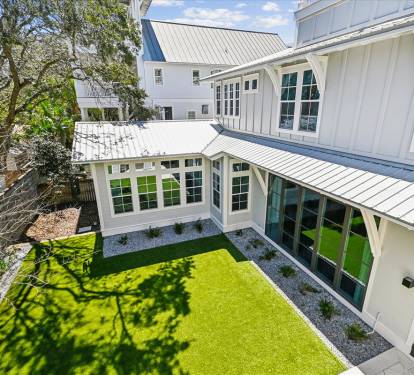 Private Backyard!