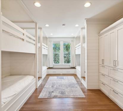 2nd Floor Bunk Room - Sleeps 6 in Twin Bunks