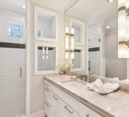 2nd Floor - Guest En Suite