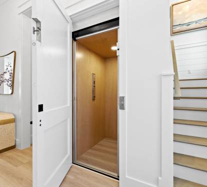 Elevator for Ease