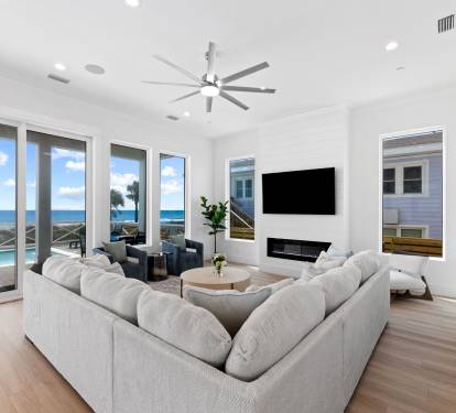 1st Floor  Living Room