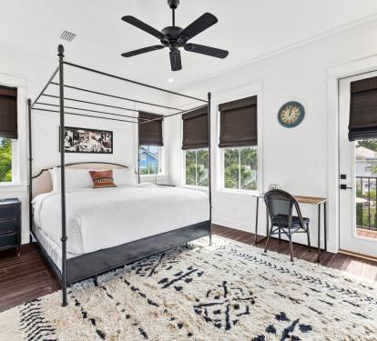 2nd Floor - Guest Suite - King with Balcony Access