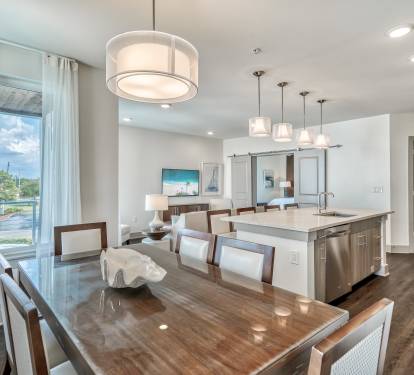 Dining Area - Seating for 6 + Island Seating for 4!
