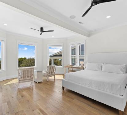 3rd Floor - Primary King Suite