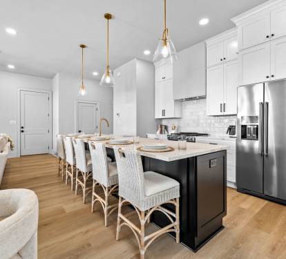 Spacious & Fully Equipped Chef's Kitchen