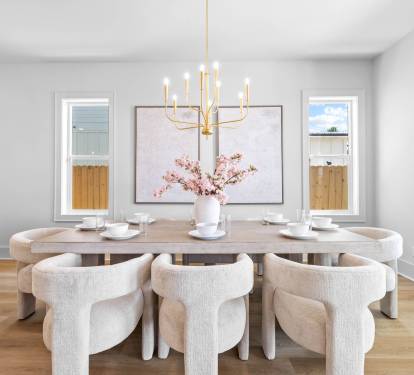 Dining Area with Seating for 8