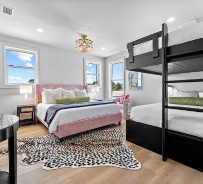 2nd Floor - King/Bunk Room