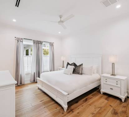 1st Floor - King Guest Suite