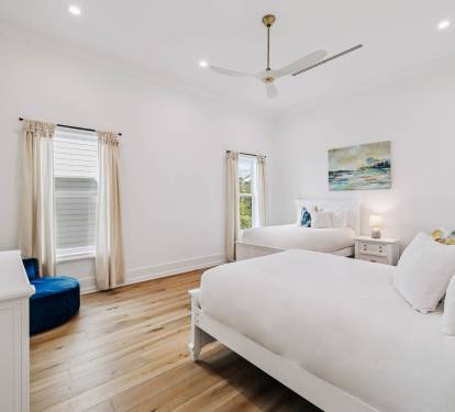 2nd Floor - Queen Guest Suite