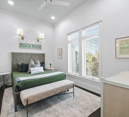 2nd Floor - Queen Guest Suite