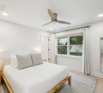 2nd Floor - Queen Guest Suite