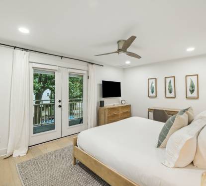 Primary King Suite - Private Balcony Access & Flat-Screen TV