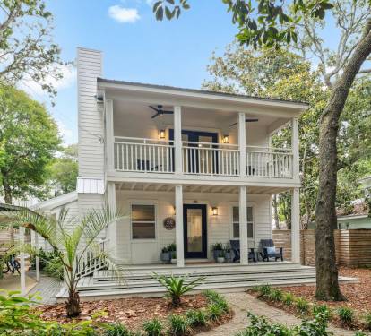 Book Your Next 30A Escape at 'The Pearl on Grove' Today!