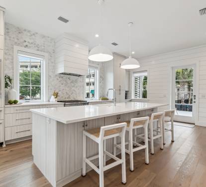 Stunning Chef's Kitchen - Fully Equipped