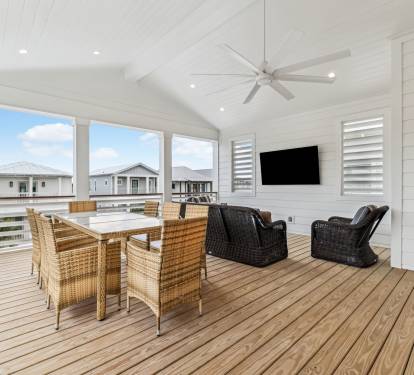 Oversized 3rd Floor Balcony!