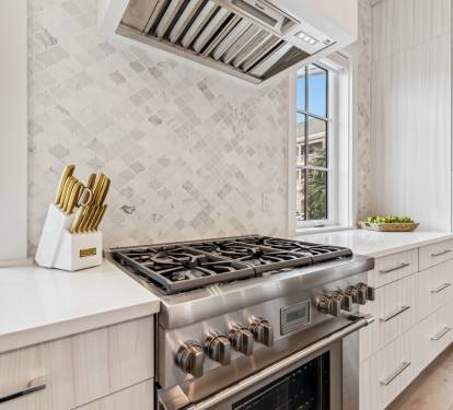 Equipped with High-End, Stainless Steel Appliances