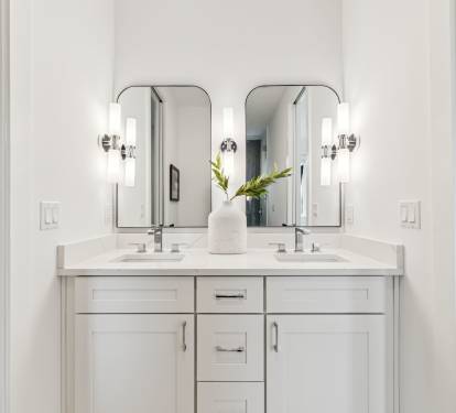 2nd Floor Shared Guest Bathroom - Dual Vanities