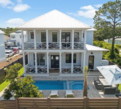 Welcome to 'White Sand Retreat' on 30A!