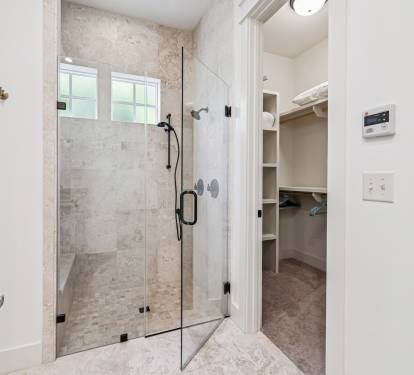 Primary King En-Suite - Walk-In Shower & Spacious Closet