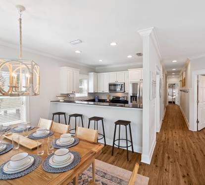Spacious Kitchen & Dining Area