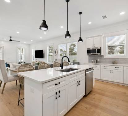 Ample Counter Space & Bar Seating for 4!