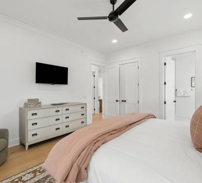 Primary King Suite - Patio Access + Flat-Screen TV
