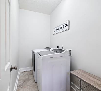 Full-Size Washer & Dryer