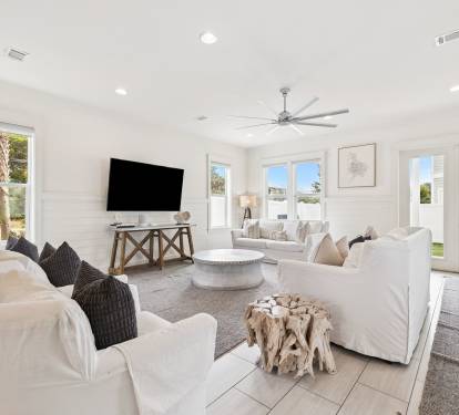 Spacious & Open Living Area