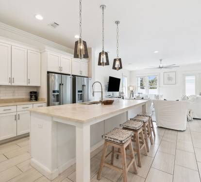 Ample Counter Space & Bar Seating for 4
