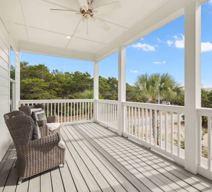 Shared Balcony Off the King Guest Suites