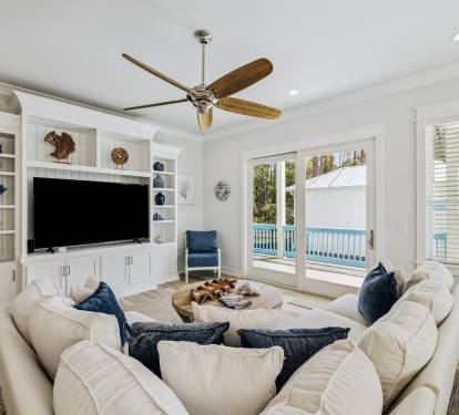 Cozy & Well Appointed Living Area