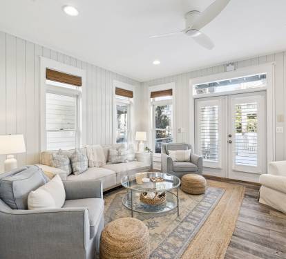 Bright & Airy Living Area with Ample Seating