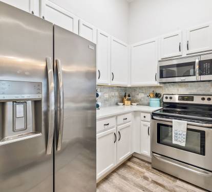 Fully Equipped Kitchen!