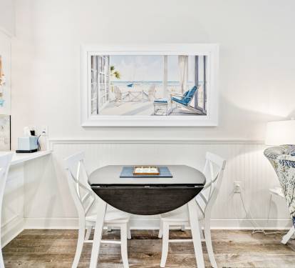 Cozy Dining Nook with Seating for 2