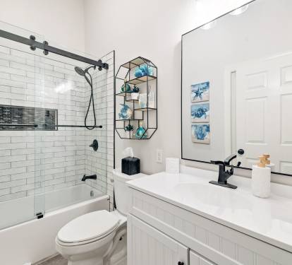 Shared Guest Bathroom - Single Vanity + Shower/Tub Combo