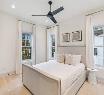 1st Floor - Queen Guest Suite