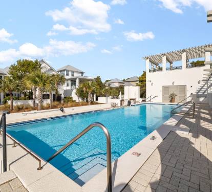Make a Splash in the Community Pool!