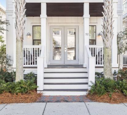 Inviting Front Porch - Perfect for Morning Coffee