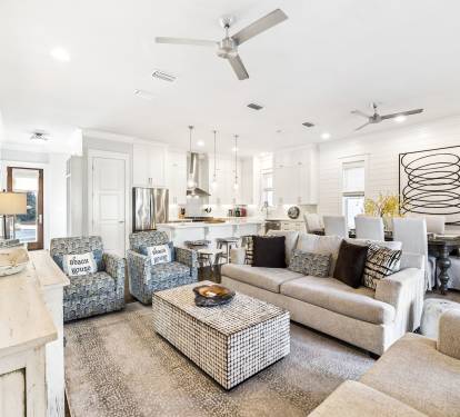 Ample Space to Gather & Entertain!