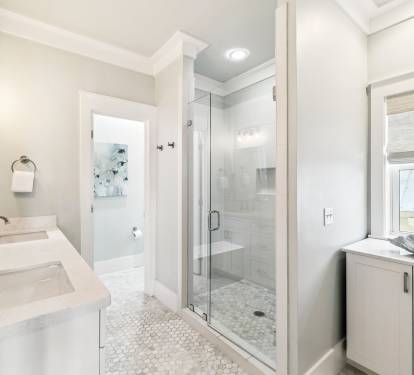 Primary King En-Suite - Walk-In Shower