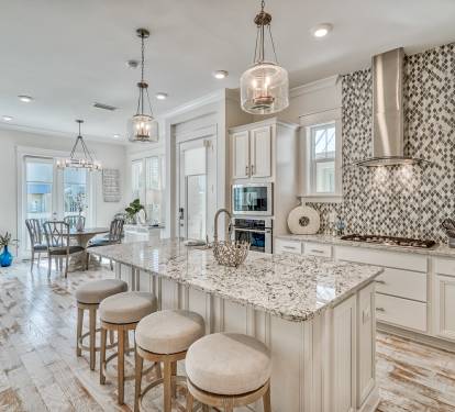 Bar Seating for 4 - Perfect for Breakfast or Quick Bites!