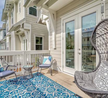 Relax & Unwind on the Private Patio