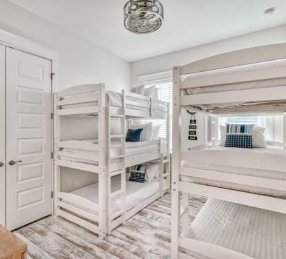 2nd Floor Bunk Room - Sleeping 6