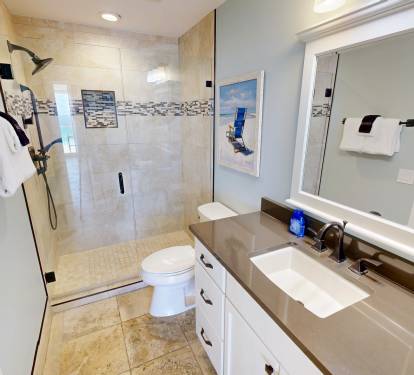 Guest Bathroom 1