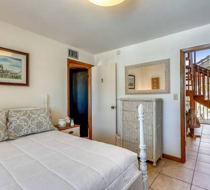 Guest Bedroom 2