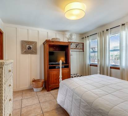 Guest Bedroom 2