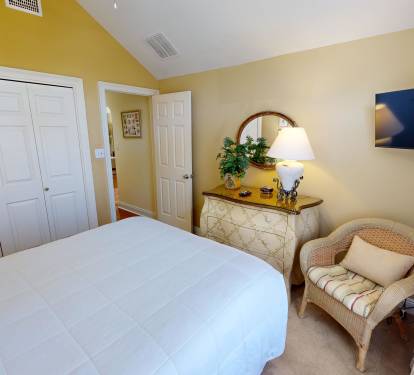 Guest Bedroom 1