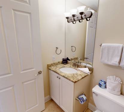 Guest Bathroom 2