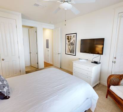 Guest Bedroom 1
